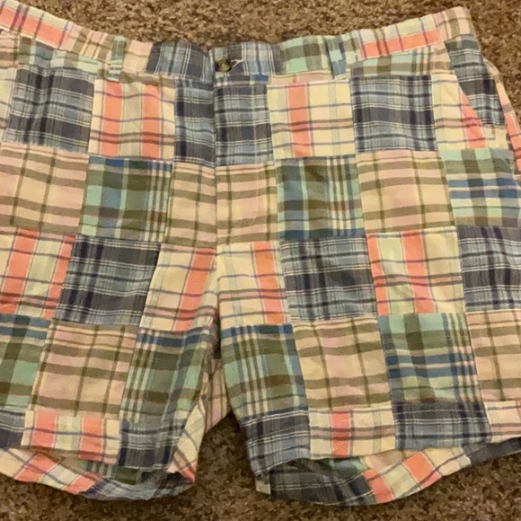 🔥HOT Item Alert Crown & Ivy Pink Multi Plaid Shorts 42W NWT $60 LAST PAIR - Picture 2 of 3